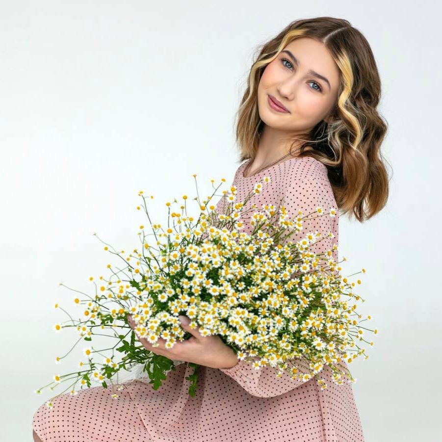 Международный женский день — букеты SANFLOWERS