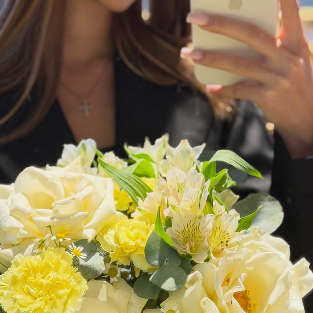 Букет с доставкой по Видному — SANFLOWERS