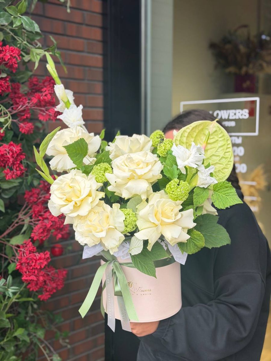 Новый год — букеты SANFLOWERS
